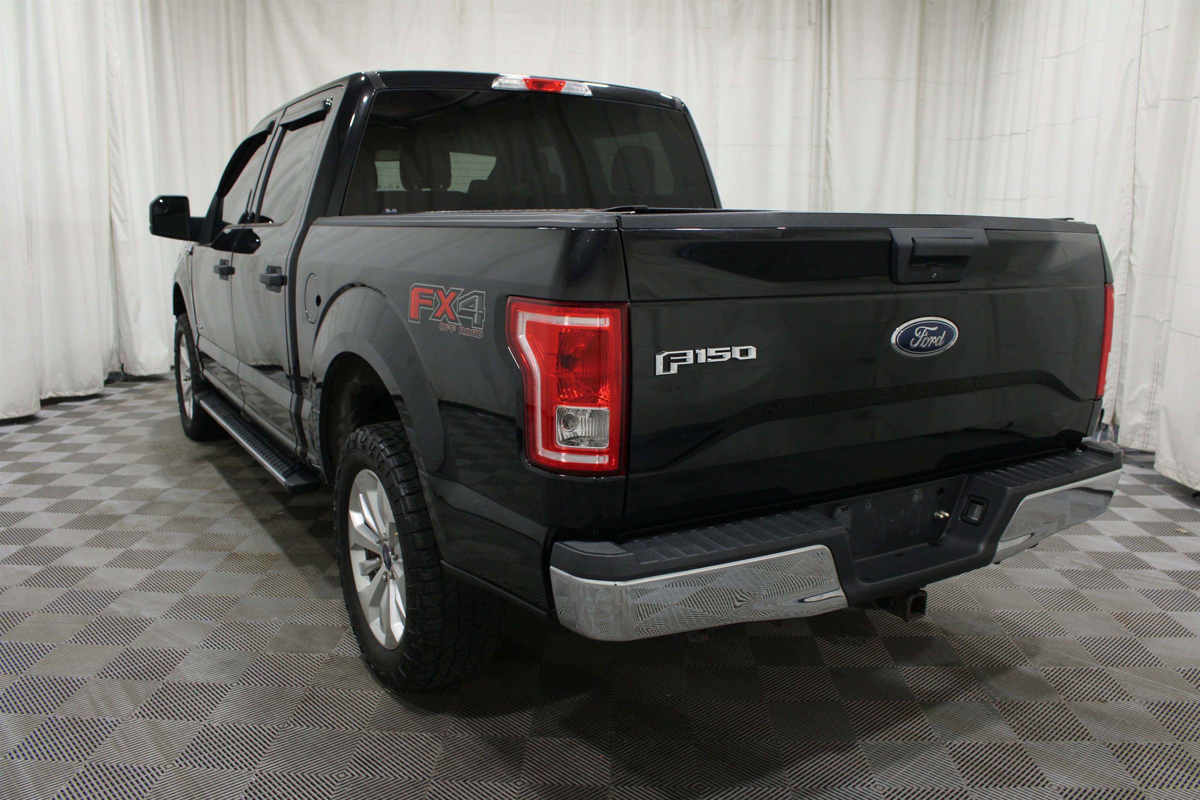 Used 2015 Ford F150 XLT w/ Equipment Group 301A Mid AWD/4WD image 30