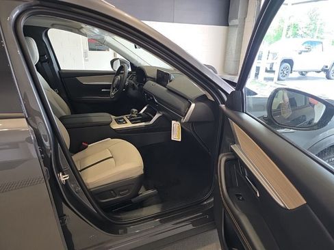 New 2026 MAZDA CX-90 Plug-In Hybrid w/ Preferred AWD/4WD image 18
