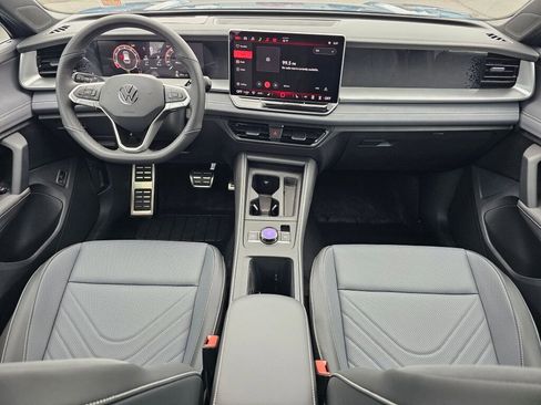 New 2026 Volkswagen Tiguan SE R-Line AWD/4WD image 10