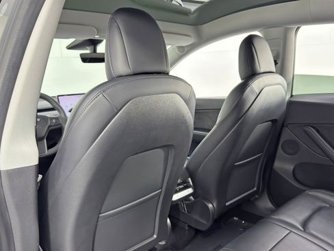 Used 2021 Tesla Model Y 2WD image 36