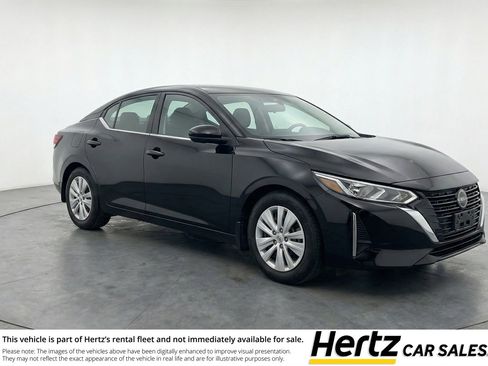 Used 2025 Nissan Sentra S image 1