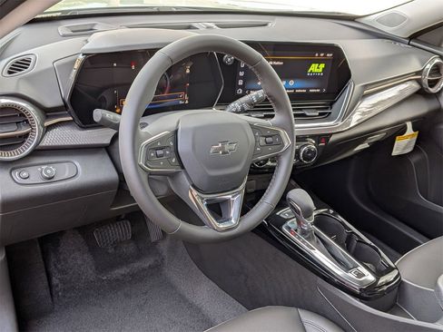 New 2026 Chevrolet Trax ACTIV w/ Sunroof Package image 9