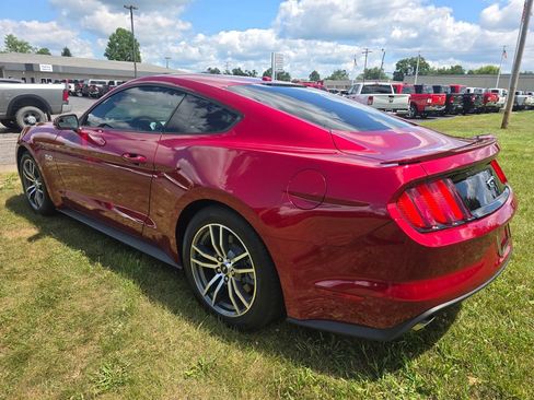 Used 2015 Ford Mustang GT Premium RWD image 5