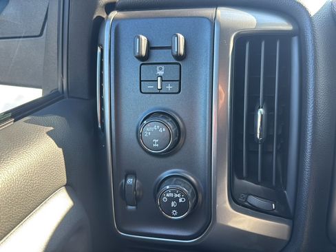 Used 2019 Chevrolet Silverado 1500 LT w/ All Star Edition image 27