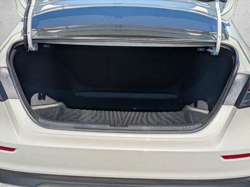 Used 2024 Honda Accord EX image 6