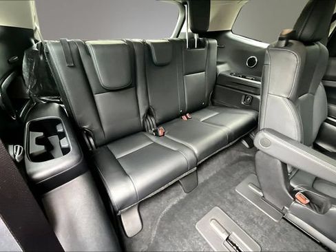 Used 2025 Subaru Ascent Limited AWD/4WD image 26
