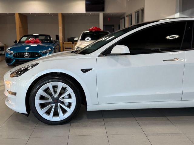 Used 2021 Tesla Model 3 Standard Range Plus RWD image 8