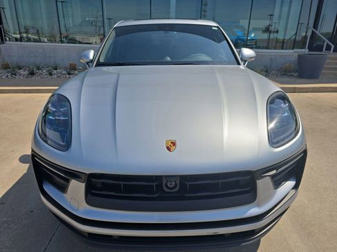 New 2026 Porsche Macan AWD/4WD image 10