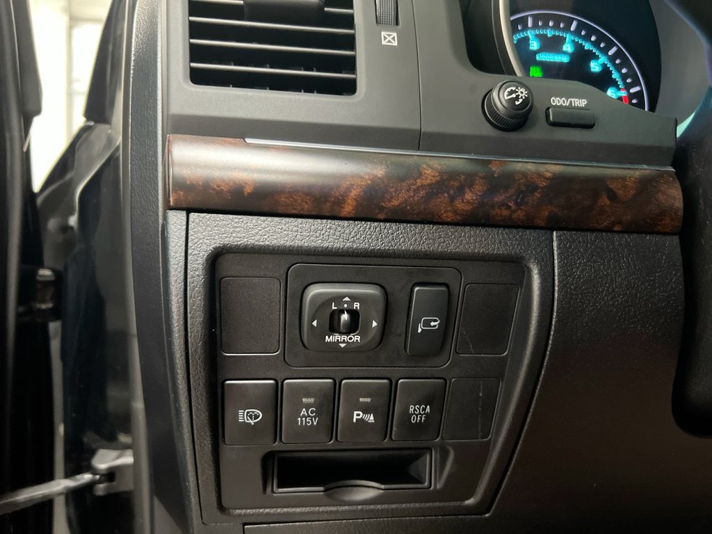 Used 2009 Toyota Land Cruiser w/ Upgrade Pkg AWD/4WD image 19