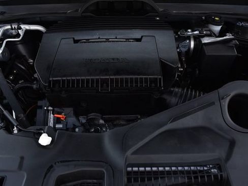 Used 2025 Honda Pilot Touring image 31