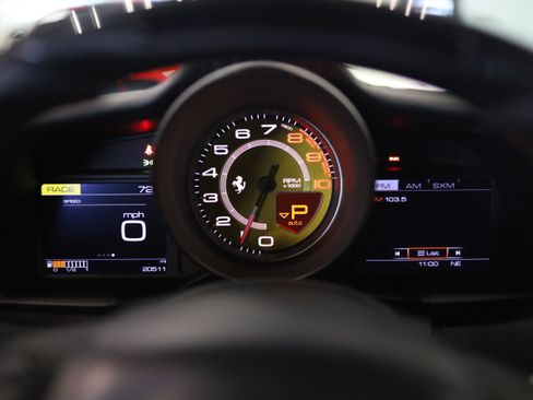 Used 2016 Ferrari 488 GTB RWD image 19