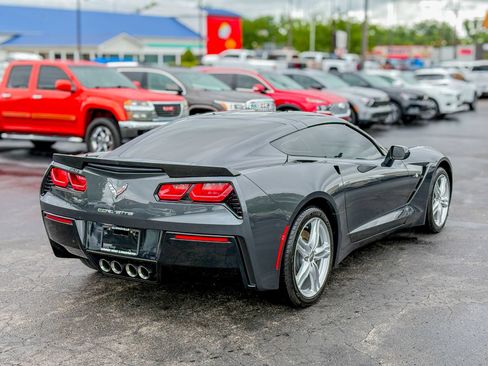 Used 2017 Chevrolet Corvette Stingray Coupe w/ 1LT RWD image 17