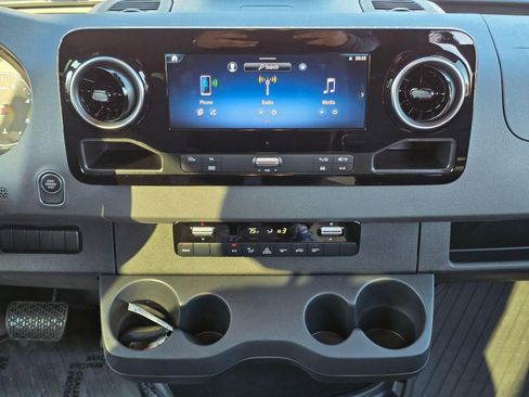 New 2025 Mercedes-Benz Sprinter 3500 image 23