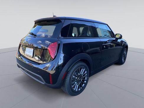 New 2026 MINI Cooper 2-Door Hardtop FWD image 5