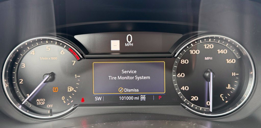 Used 2019 Cadillac XT4 Luxury w/ Cold Weather Package AWD/4WD image 43