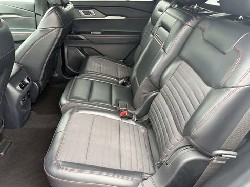 Certified 2025 Ford Explorer ST-Line w/ ST-Line Street Pack AWD/4WD image 20