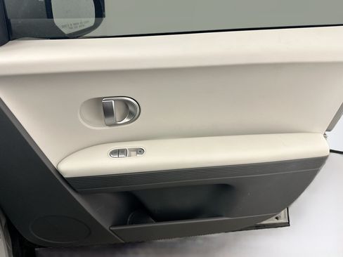 Used 2024 Hyundai Ioniq 5 SE AWD/4WD image 33