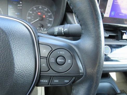 Used 2024 Toyota Corolla SE image 22