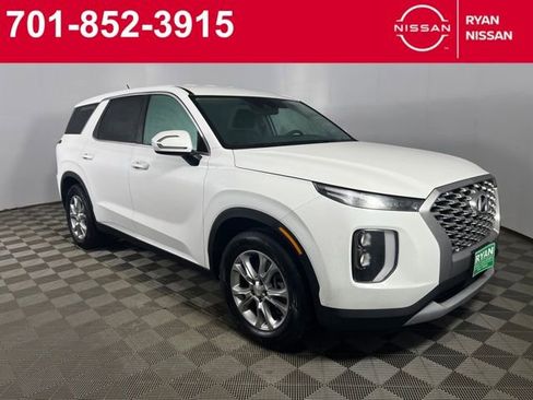 Used 2022 Hyundai Palisade SE image 1