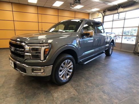 Used 2024 Ford F150 Lariat w/ Tow/Haul Package AWD/4WD image 3