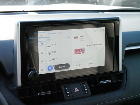 Certified 2025 Toyota RAV4 XLE Premium image 22