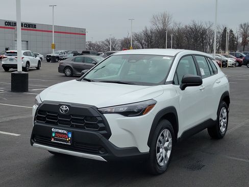 New 2026 Toyota Corolla Cross L image 3