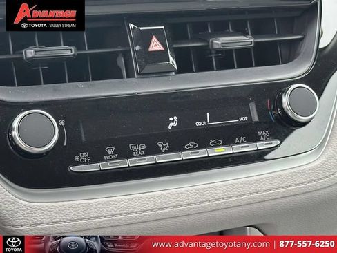 Certified 2025 Toyota Corolla Cross L AWD/4WD image 30