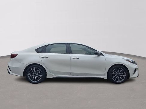 Used 2024 Kia Forte GT-Line w/ GT-Line Premium Package FWD image 7