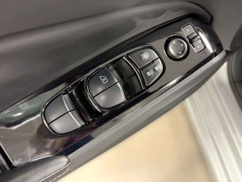 Used 2023 Nissan Altima 2.5 SV image 21