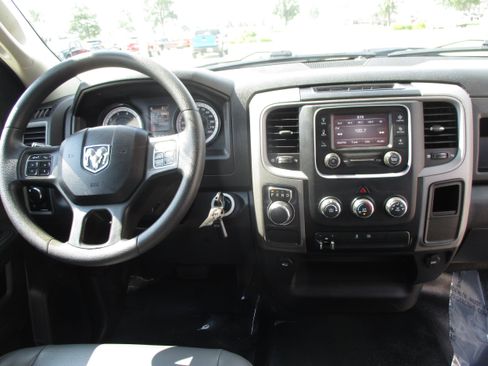 Used 2022 RAM 1500 Tradesman w/ Power & Remote Entry Group RWD image 15