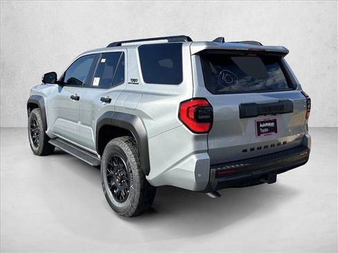 Used 2025 Toyota 4Runner TRD Off-Road Premium AWD/4WD image 5