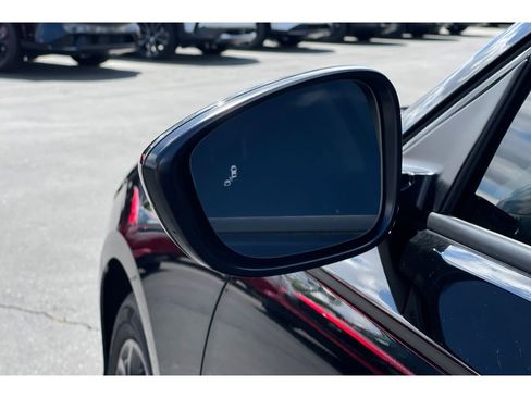 Certified 2025 Honda Accord SE image 11