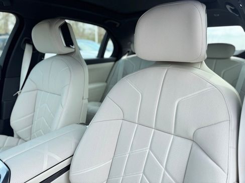 New 2026 BMW 760i xDrive w/ Executive Package AWD/4WD image 20