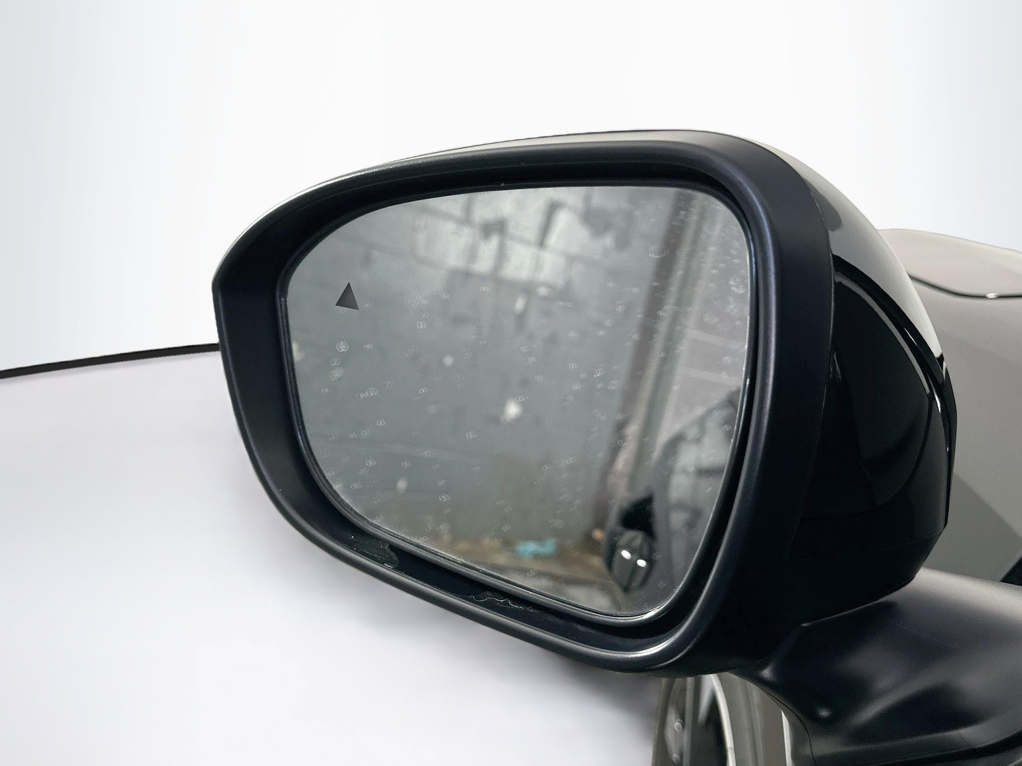 Used 2026 Nissan Kicks SR FWD image 16