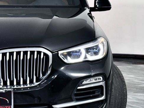 Used 2019 BMW X5 xDrive50i w/ Executive Package AWD/4WD image 6