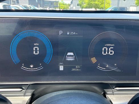 Used 2025 Hyundai Kona SEL AWD/4WD image 20