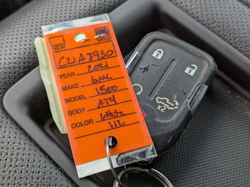 Used 2021 GMC Sierra 1500 AT4 image 20