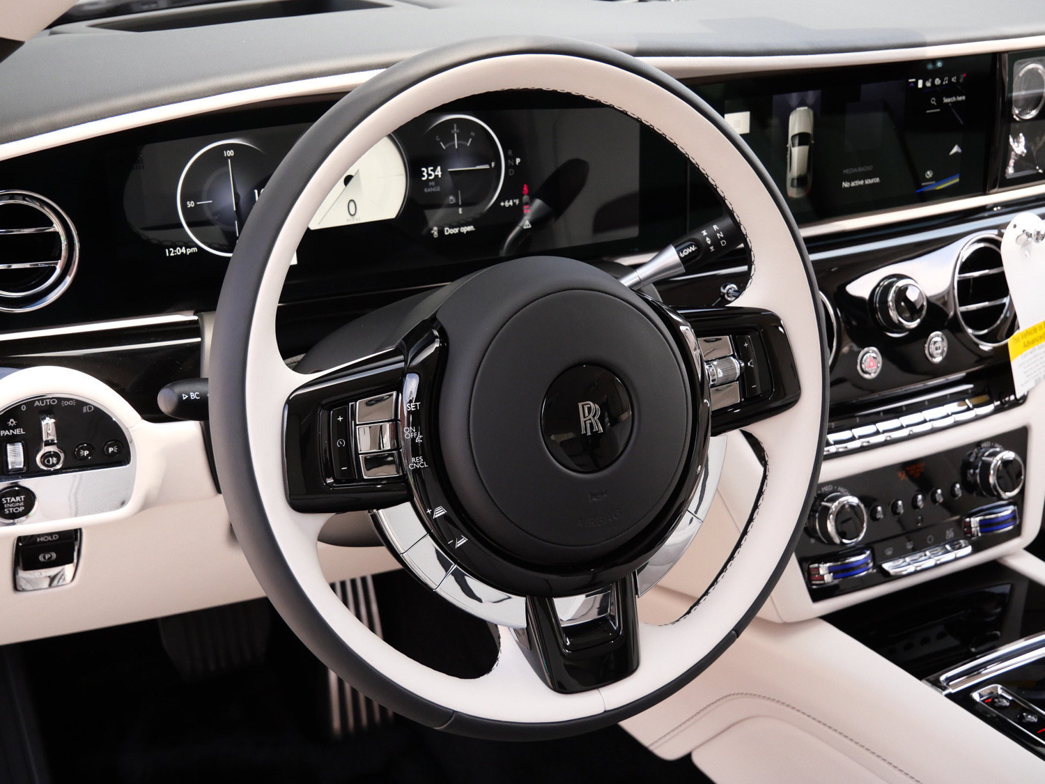 Certified 2025 Rolls-Royce Ghost AWD/4WD image 17