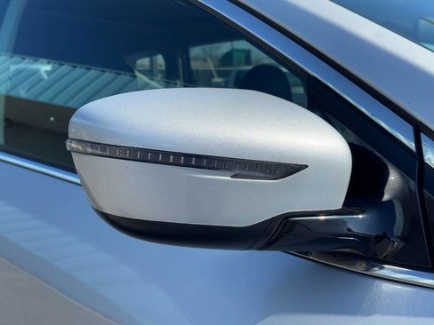 Used 2017 Nissan Murano SV w/ Premium Package image 41