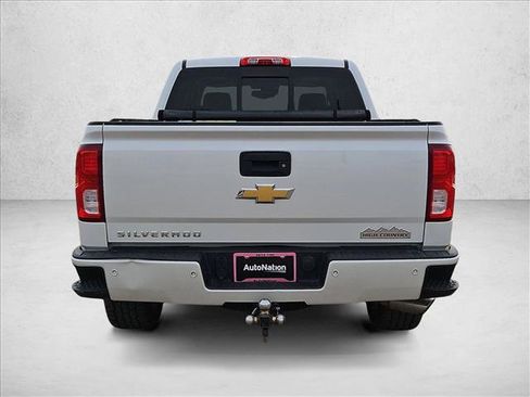 Used 2018 Chevrolet Silverado 1500 High Country image 7