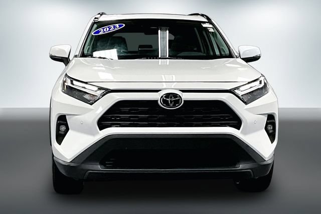 Used 2023 Toyota RAV4 XLE Premium AWD/4WD image 2