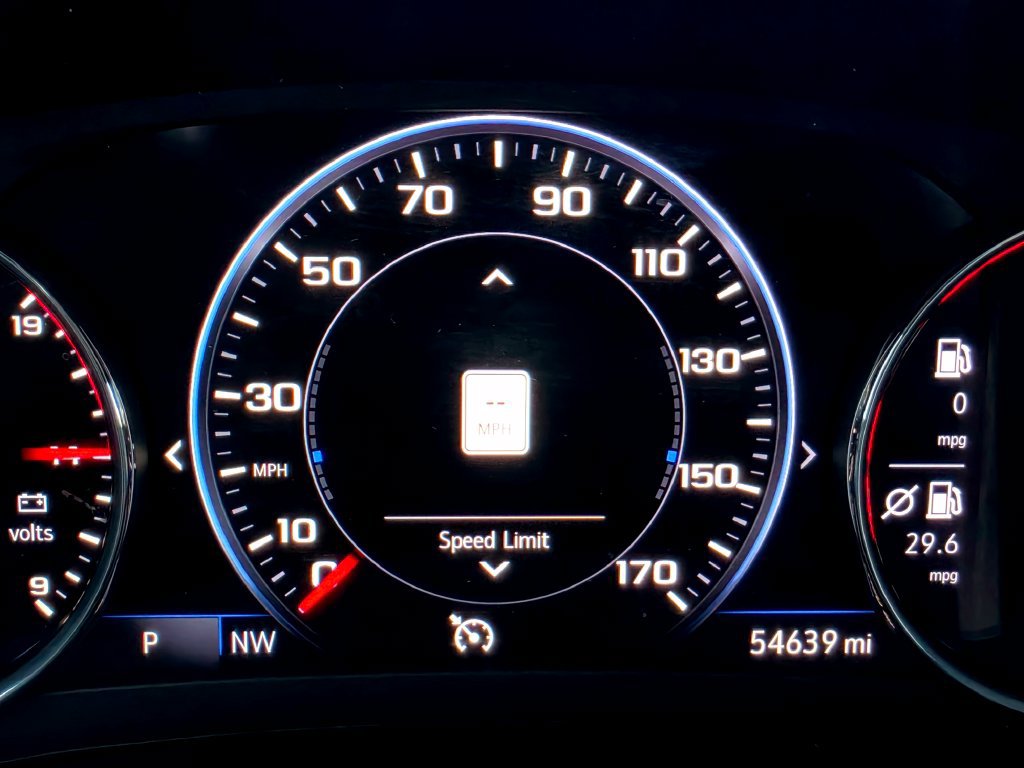 Used 2024 Chevrolet Malibu LT FWD image 36