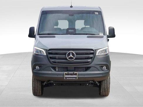 New 2025 Mercedes-Benz Sprinter 2500 image 2