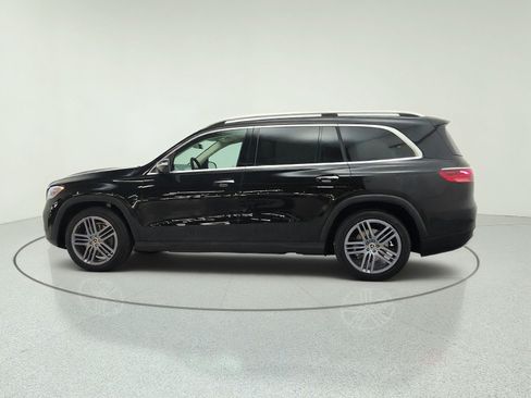 Used 2024 Mercedes-Benz GLS 450 4MATIC image 8