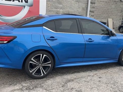 Used 2023 Nissan Sentra SR w/ SR Premium Package image 3