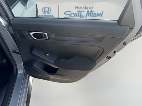 Used 2025 Honda Civic Sport image 29