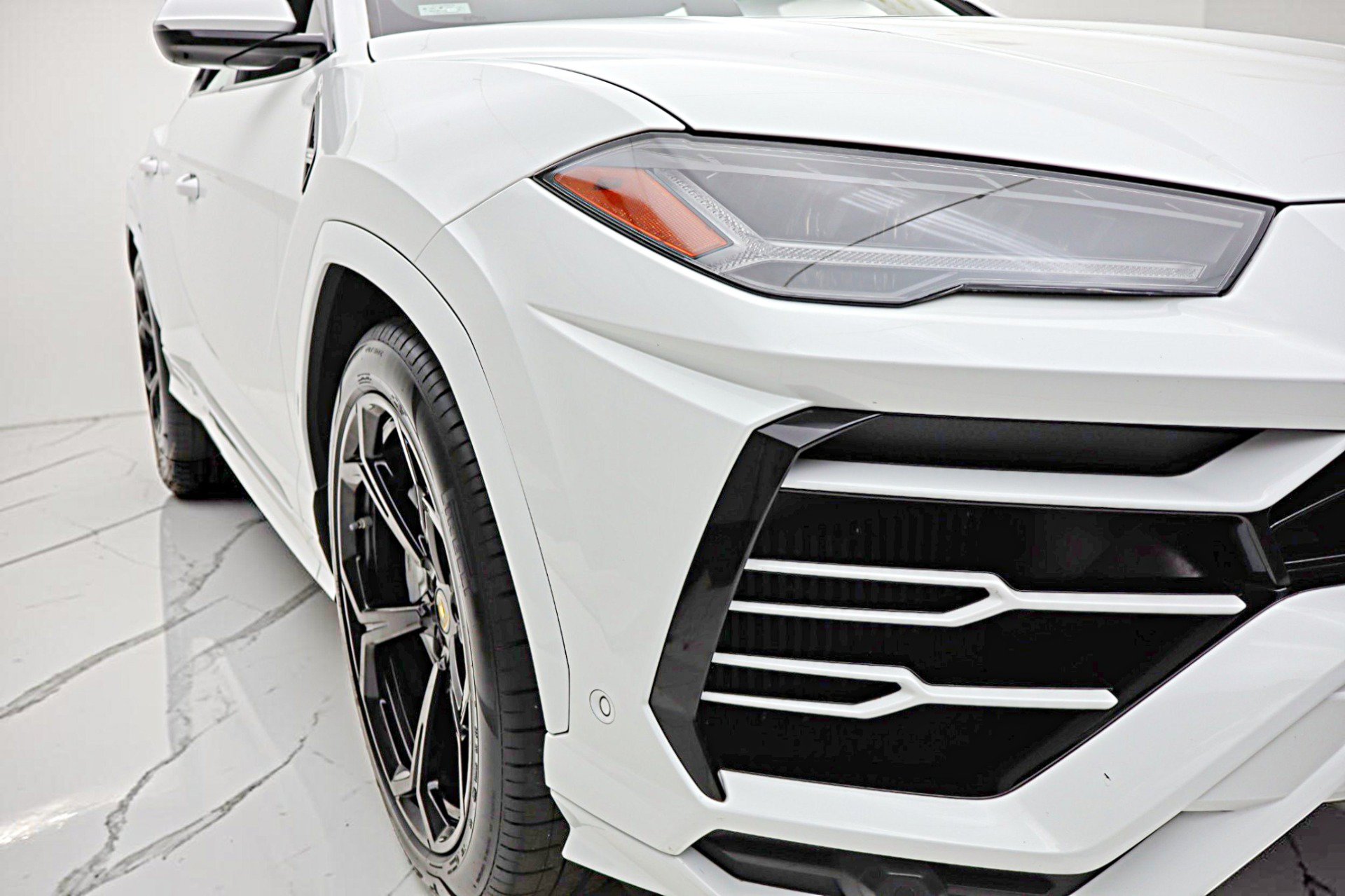 Used 2020 Lamborghini Urus AWD/4WD image 20