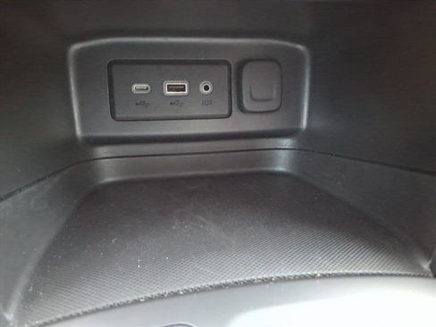 Used 2022 Chevrolet Equinox LT image 26