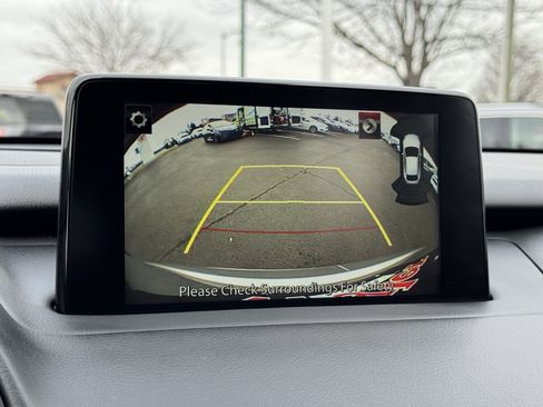 Used 2019 MAZDA CX-9 Touring w/ Touring Premium Package image 11