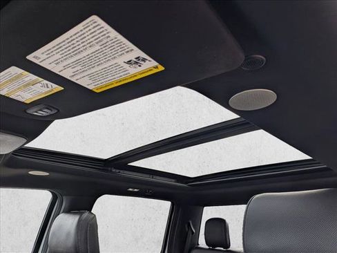 Used 2022 Ford F150 Lariat w/ Equipment Group 502A High image 16